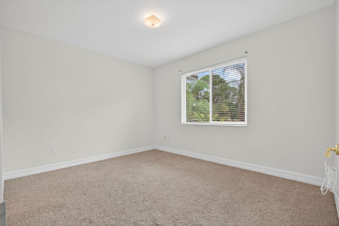 待售: $319,900 (3 贝兹, 2 浴室, 1671 平方英尺)