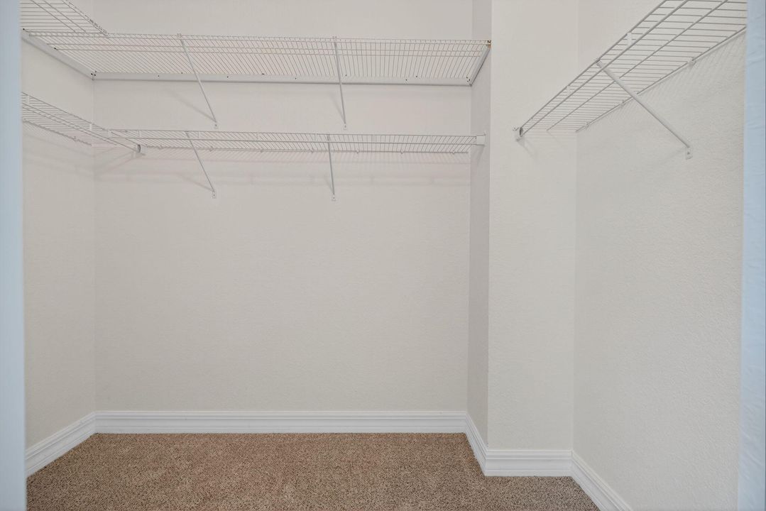 待售: $319,900 (3 贝兹, 2 浴室, 1671 平方英尺)