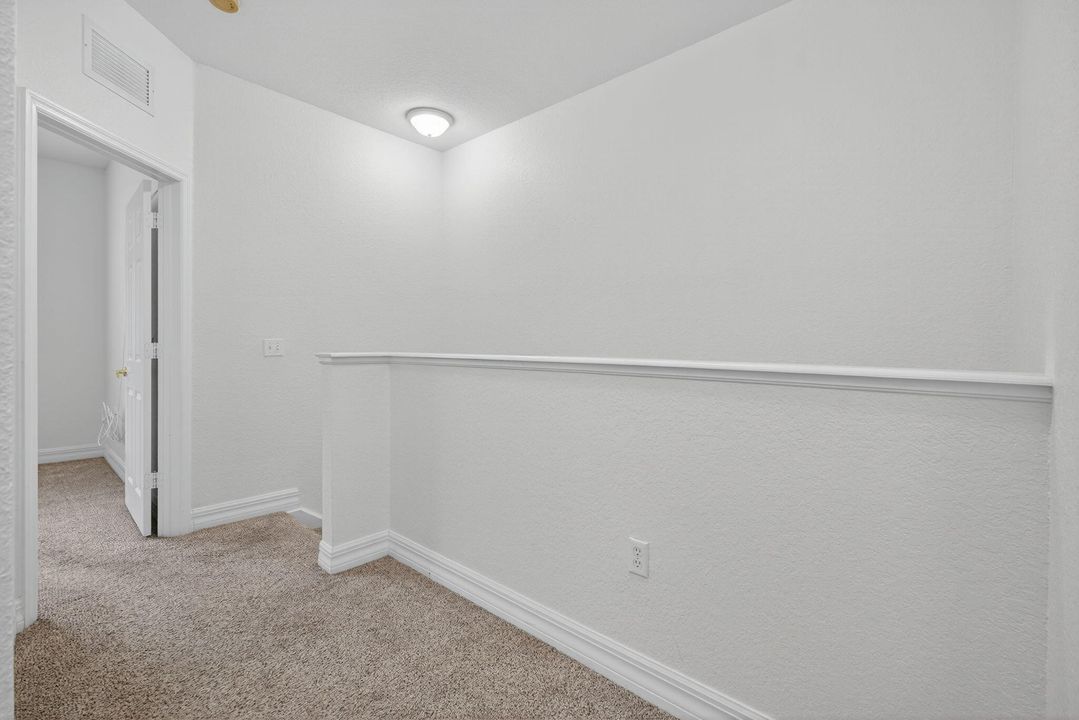 待售: $319,900 (3 贝兹, 2 浴室, 1671 平方英尺)