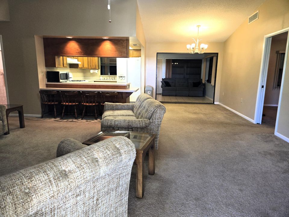 For Sale: $385,000 (3 beds, 2 baths, 1532 Square Feet)