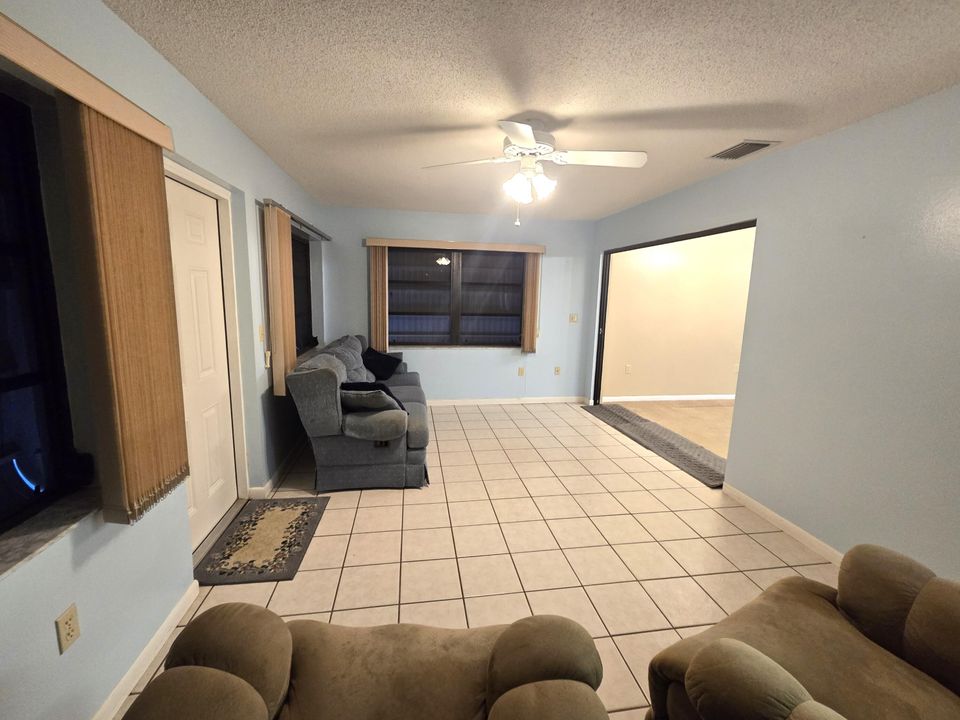 For Sale: $385,000 (3 beds, 2 baths, 1532 Square Feet)