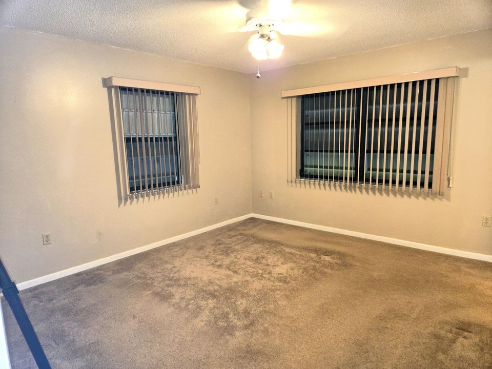 For Sale: $385,000 (3 beds, 2 baths, 1532 Square Feet)