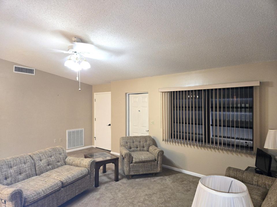 For Sale: $385,000 (3 beds, 2 baths, 1532 Square Feet)