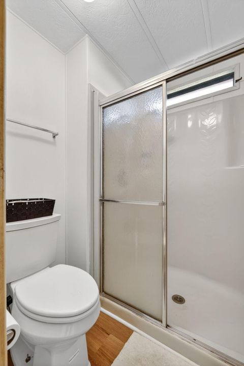 For Sale: $150,000 (2 beds, 2 baths, 1144 Square Feet)