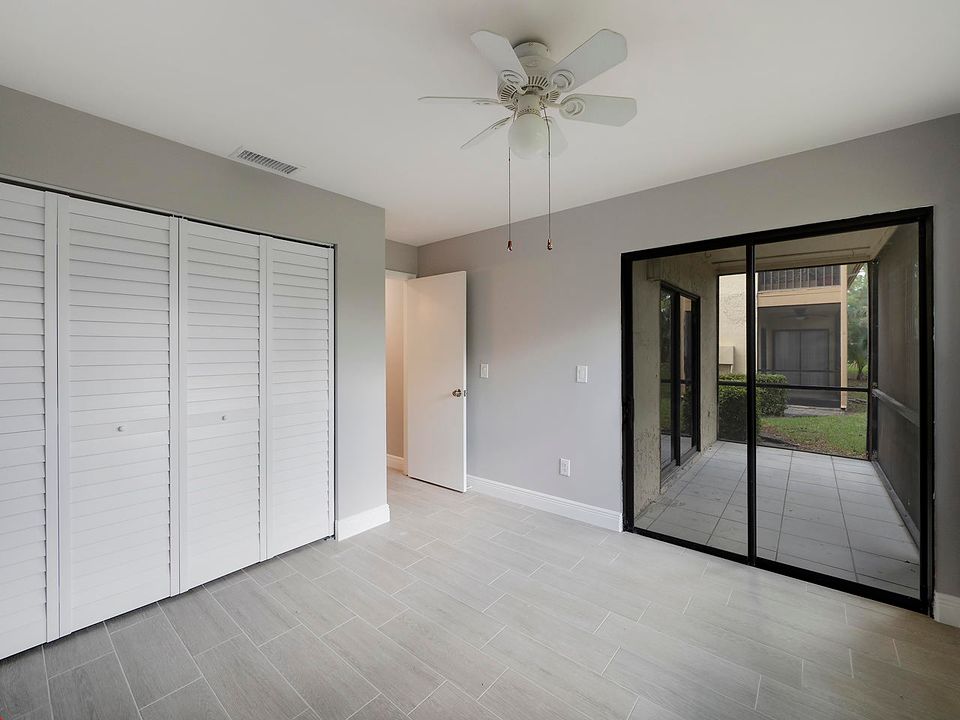 Active With Contract: $2,500 (3 beds, 2 baths, 1300 Square Feet)