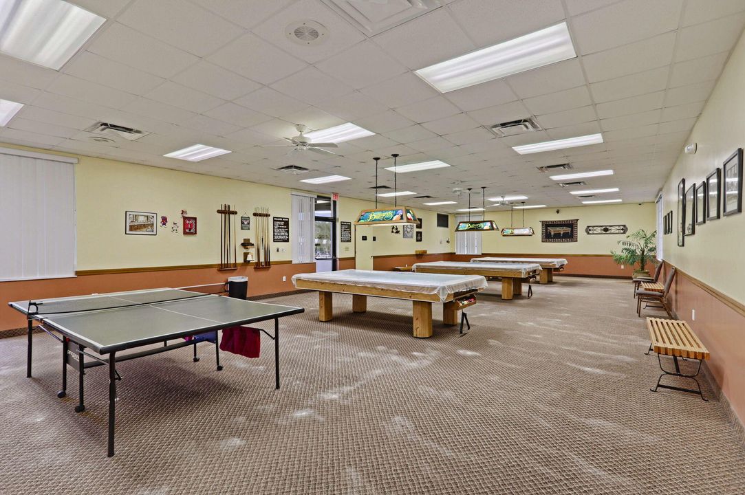 Active With Contract: $239,900 (2 beds, 2 baths, 1250 Square Feet)