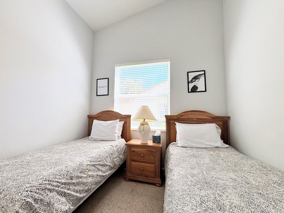 На продажу: $311,000 (3 спален, 2 ванн, 1577 Квадратных фут)