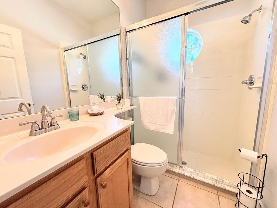 На продажу: $311,000 (3 спален, 2 ванн, 1577 Квадратных фут)