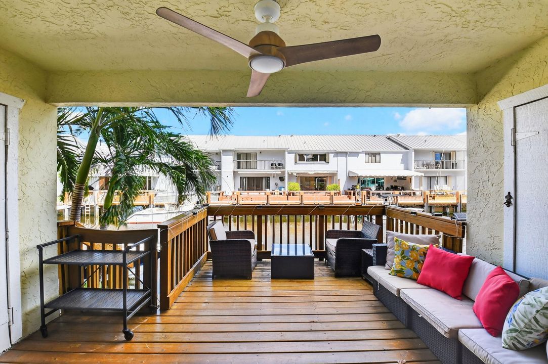 En Venta: $685,000 (2 camas, 2 baños, 1504 Pies cuadrados)