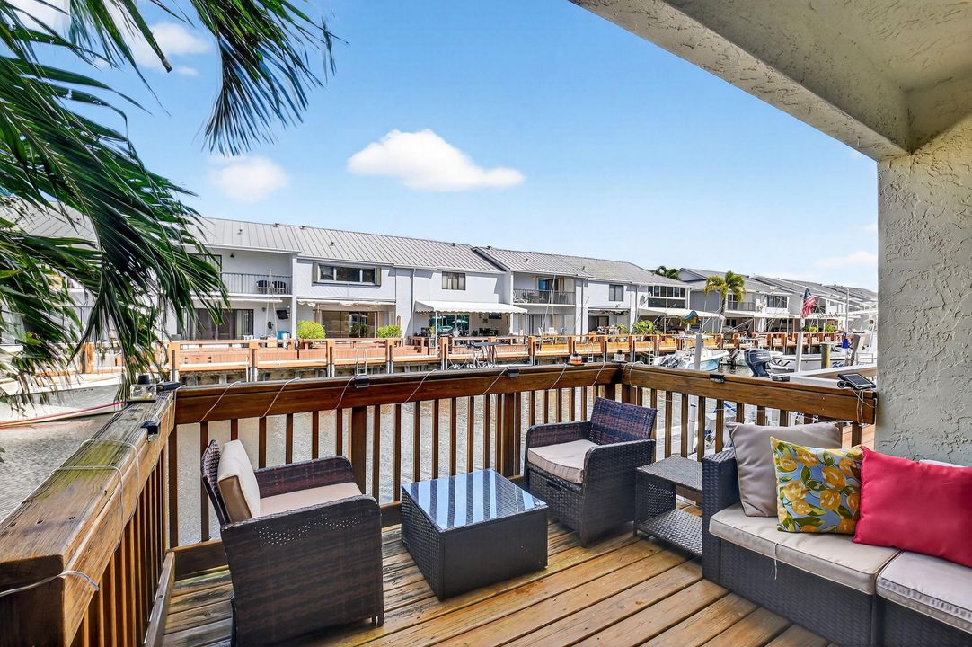 En Venta: $685,000 (2 camas, 2 baños, 1504 Pies cuadrados)