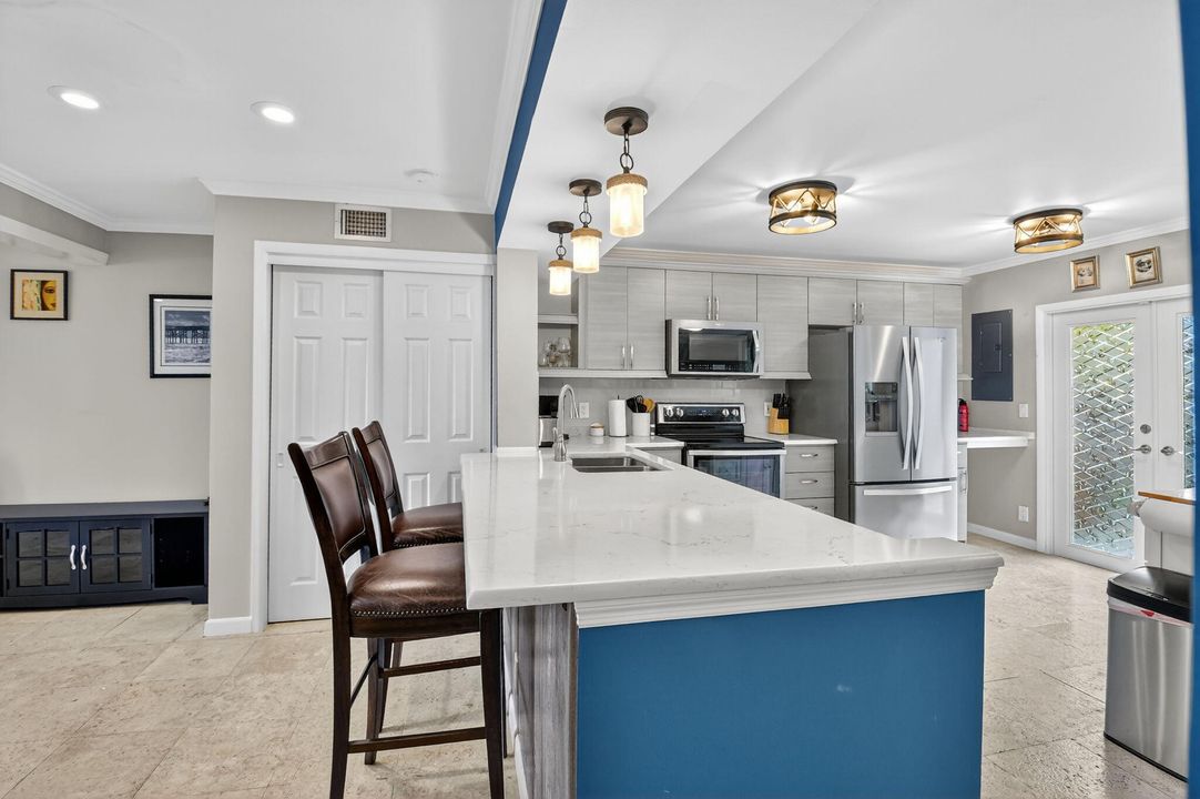 En Venta: $685,000 (2 camas, 2 baños, 1504 Pies cuadrados)