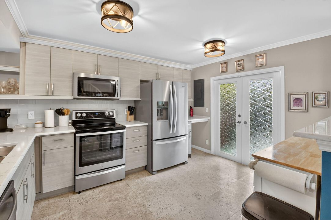 En Venta: $685,000 (2 camas, 2 baños, 1504 Pies cuadrados)