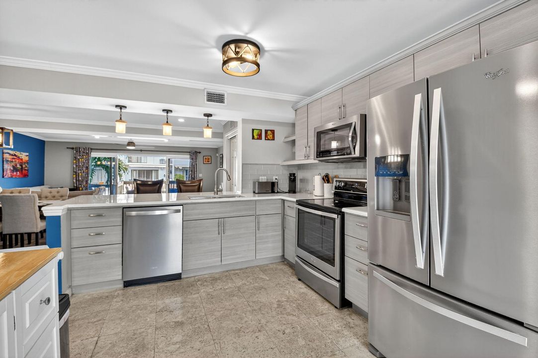 En Venta: $685,000 (2 camas, 2 baños, 1504 Pies cuadrados)