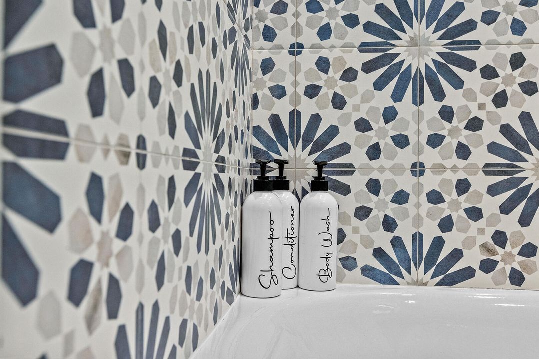 For Sale: $2,750,000 (3 beds, 3 baths, 2145 Square Feet)