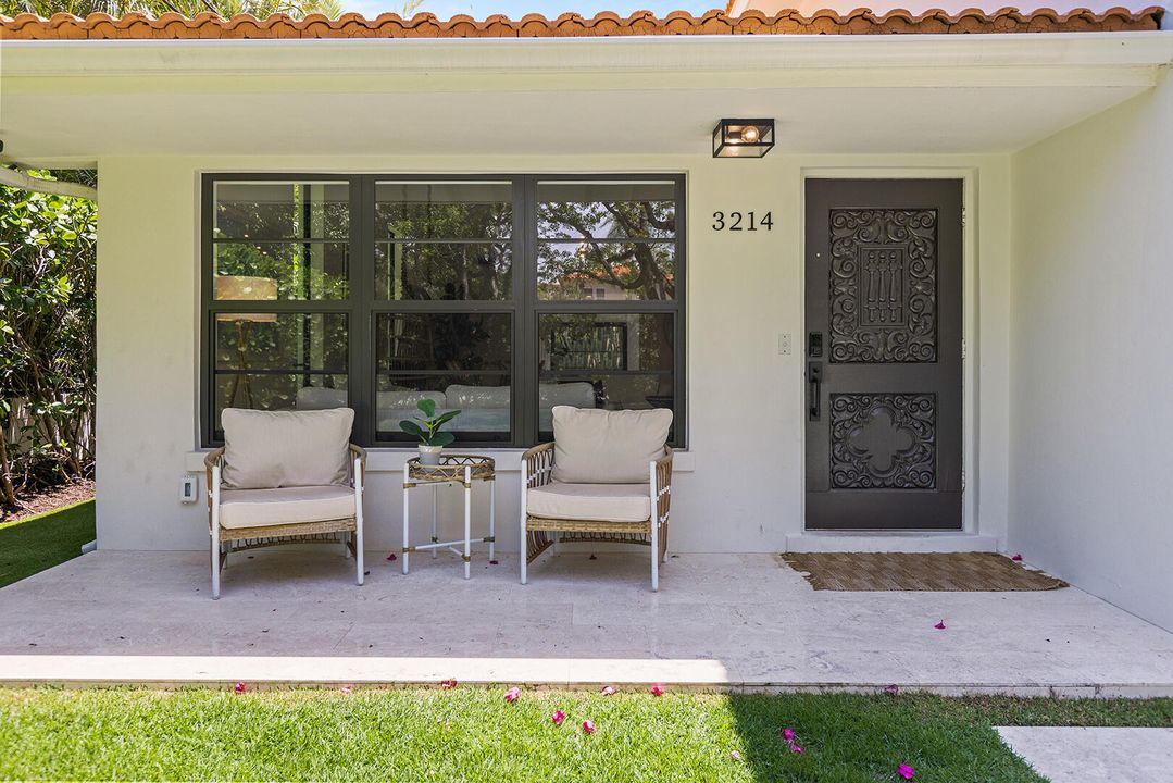 For Sale: $2,750,000 (3 beds, 3 baths, 2145 Square Feet)