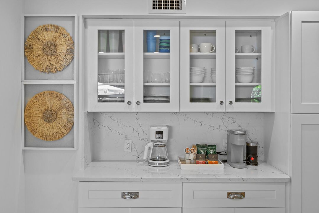 For Sale: $2,750,000 (3 beds, 3 baths, 2145 Square Feet)