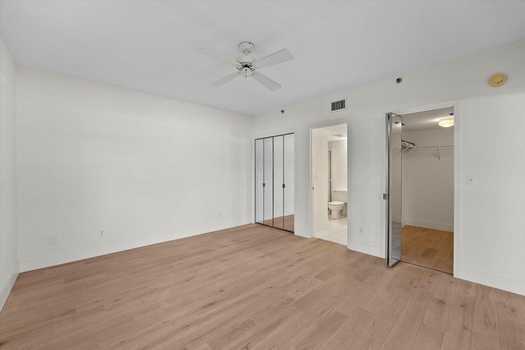 For Sale: $199,500 (2 beds, 2 baths, 1204 Square Feet)