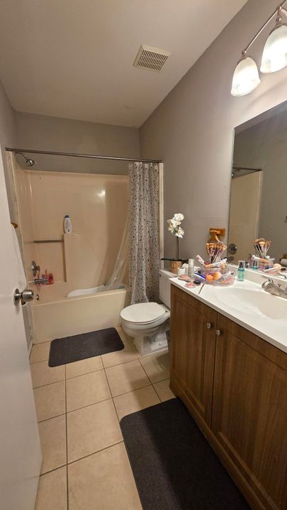 待售: $174,323 (2 贝兹, 2 浴室, 1005 平方英尺)