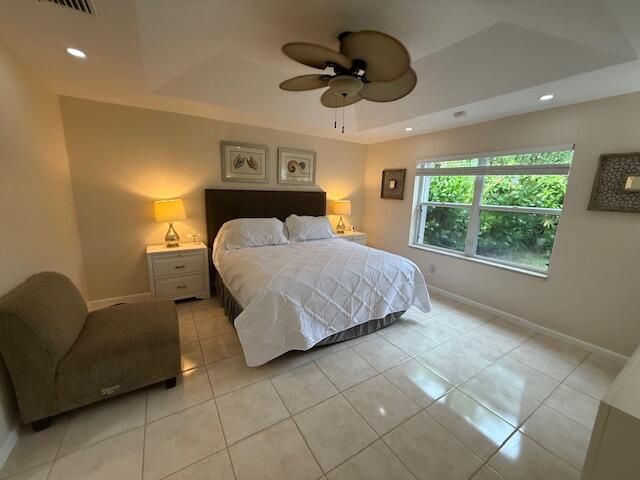 For Rent: $4,500 (3 beds, 2 baths, 1618 Square Feet)