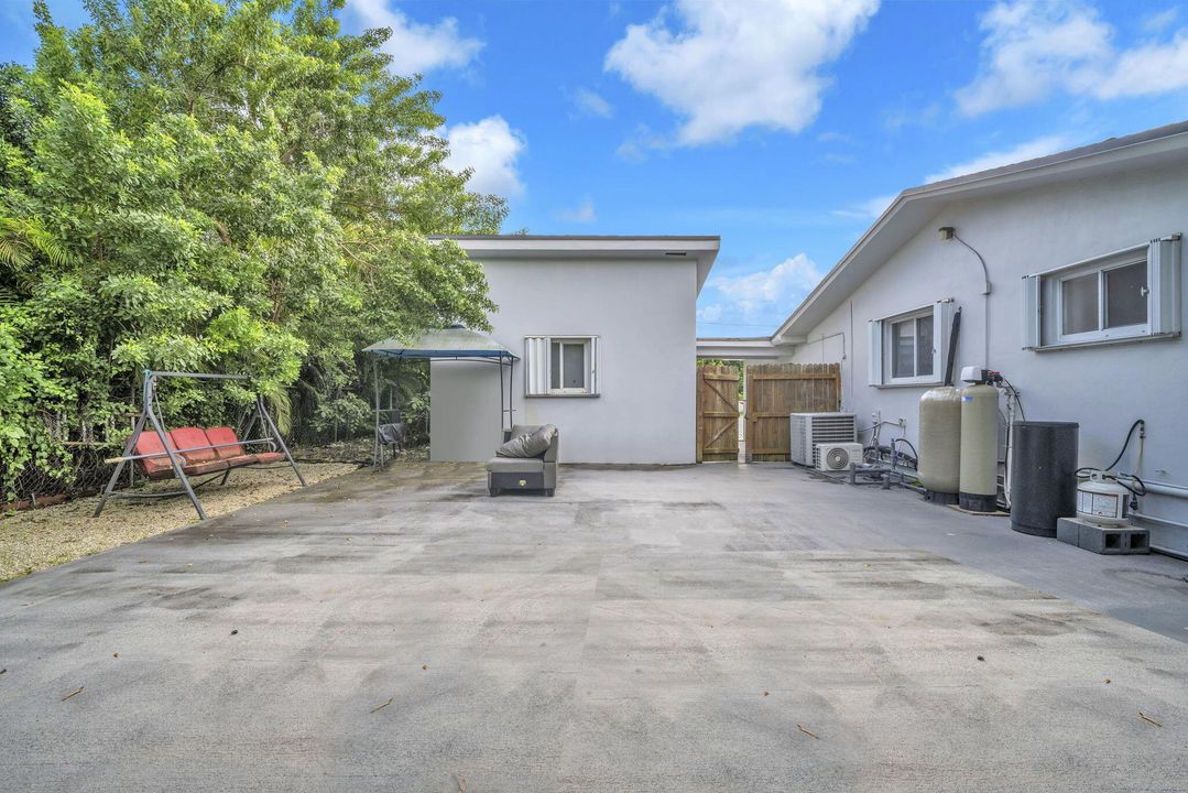 На продажу: $1,099,000 (6 спален, 7 ванн, 2709 Квадратных фут)