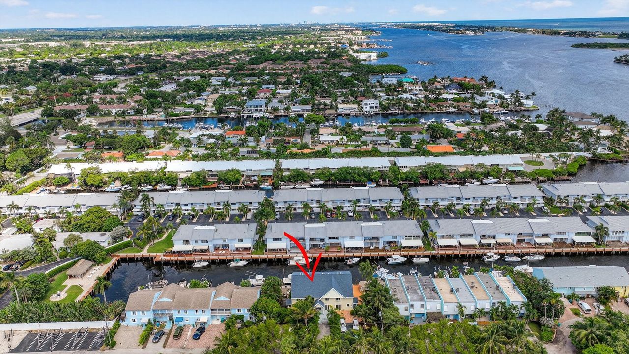 En Venta: $685,000 (2 camas, 2 baños, 1504 Pies cuadrados)