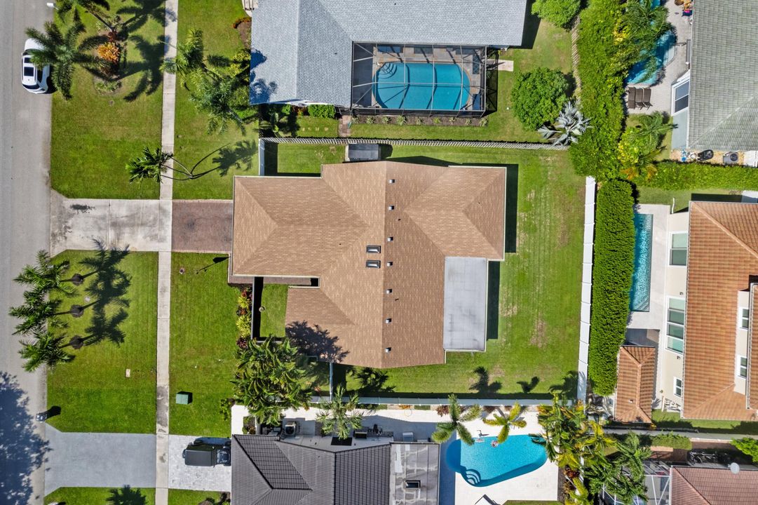 Activo con contrato: $949,000 (4 camas, 2 baños, 2062 Pies cuadrados)