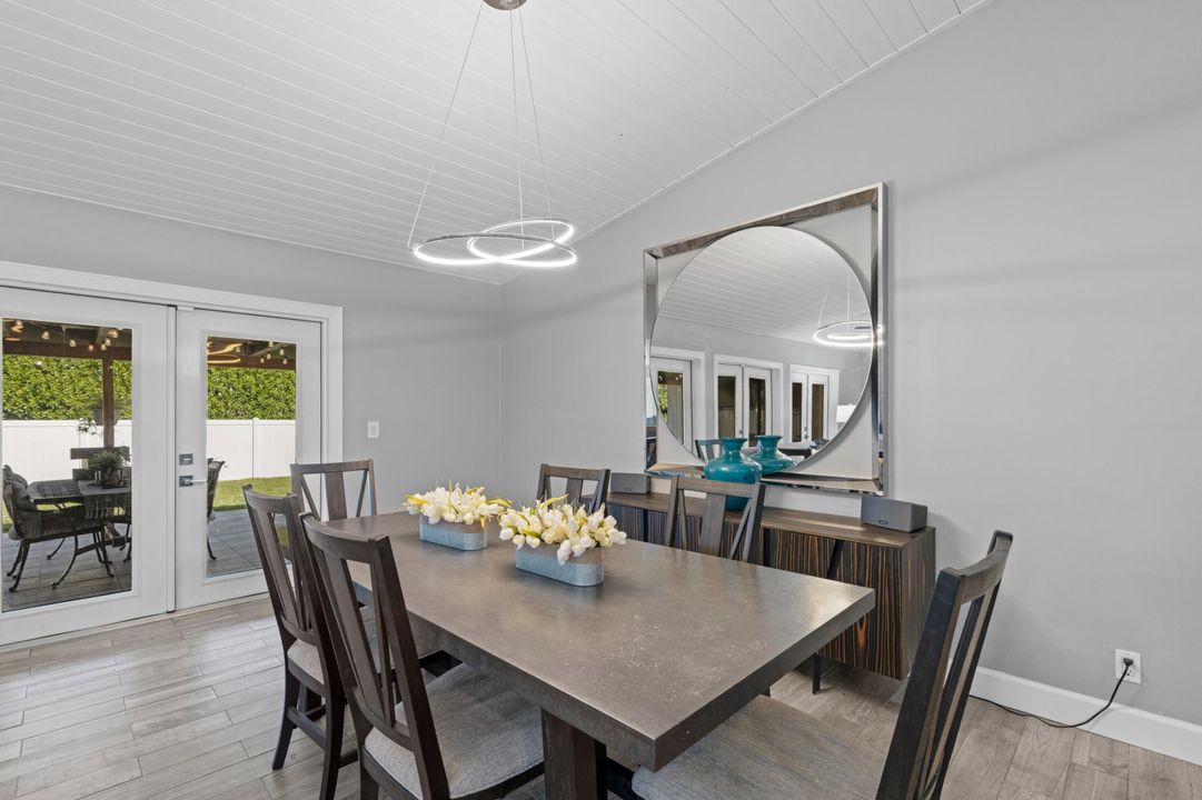 Activo con contrato: $949,000 (4 camas, 2 baños, 2062 Pies cuadrados)