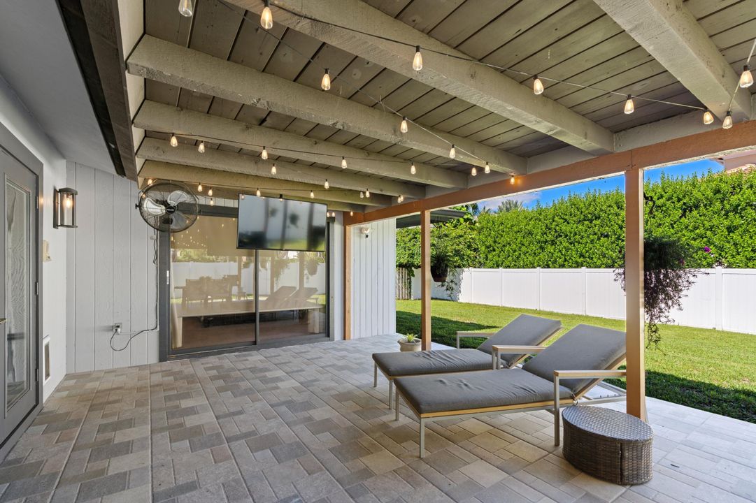 Activo con contrato: $949,000 (4 camas, 2 baños, 2062 Pies cuadrados)