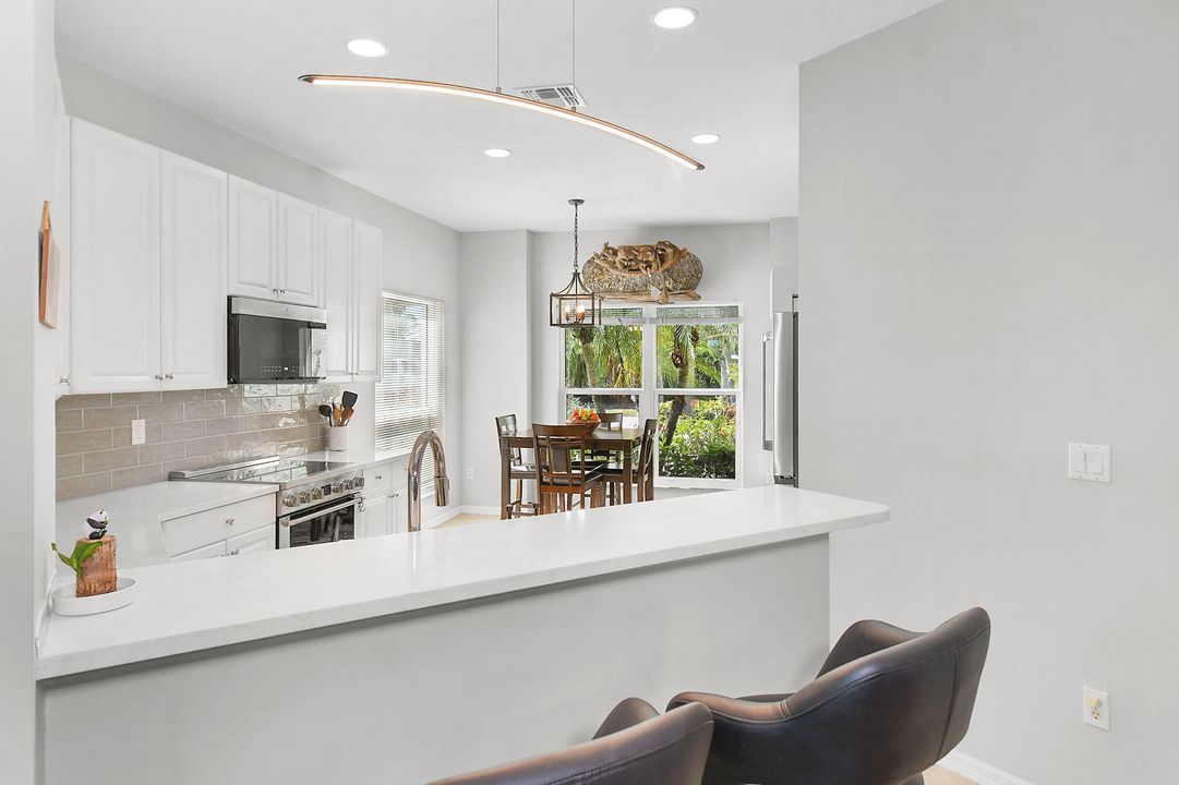 For Sale: $345,000 (3 beds, 2 baths, 1532 Square Feet)