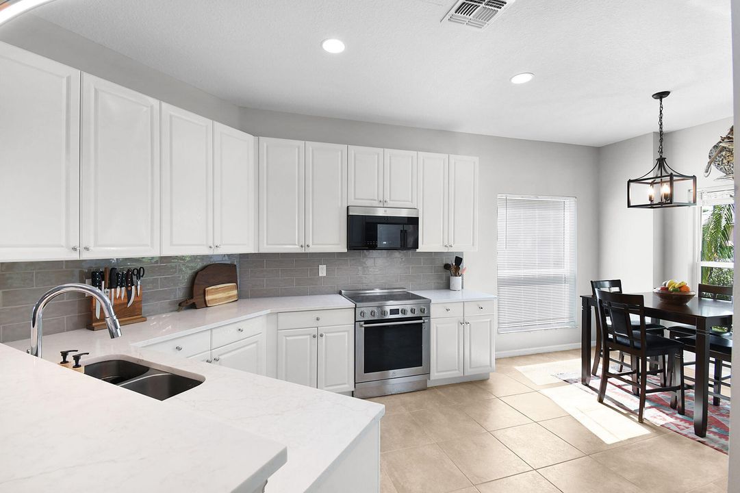 For Sale: $345,000 (3 beds, 2 baths, 1532 Square Feet)