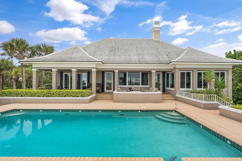 For Sale: $8,995,000 (4 beds, 4 baths, 4704 Square Feet)