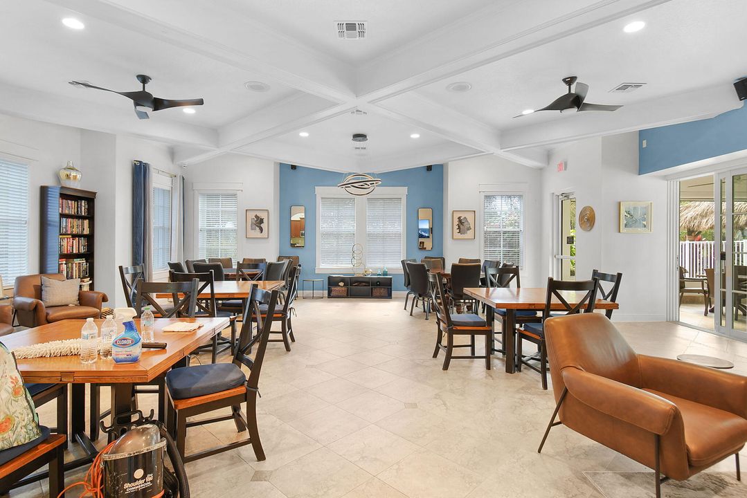 For Sale: $345,000 (3 beds, 2 baths, 1532 Square Feet)