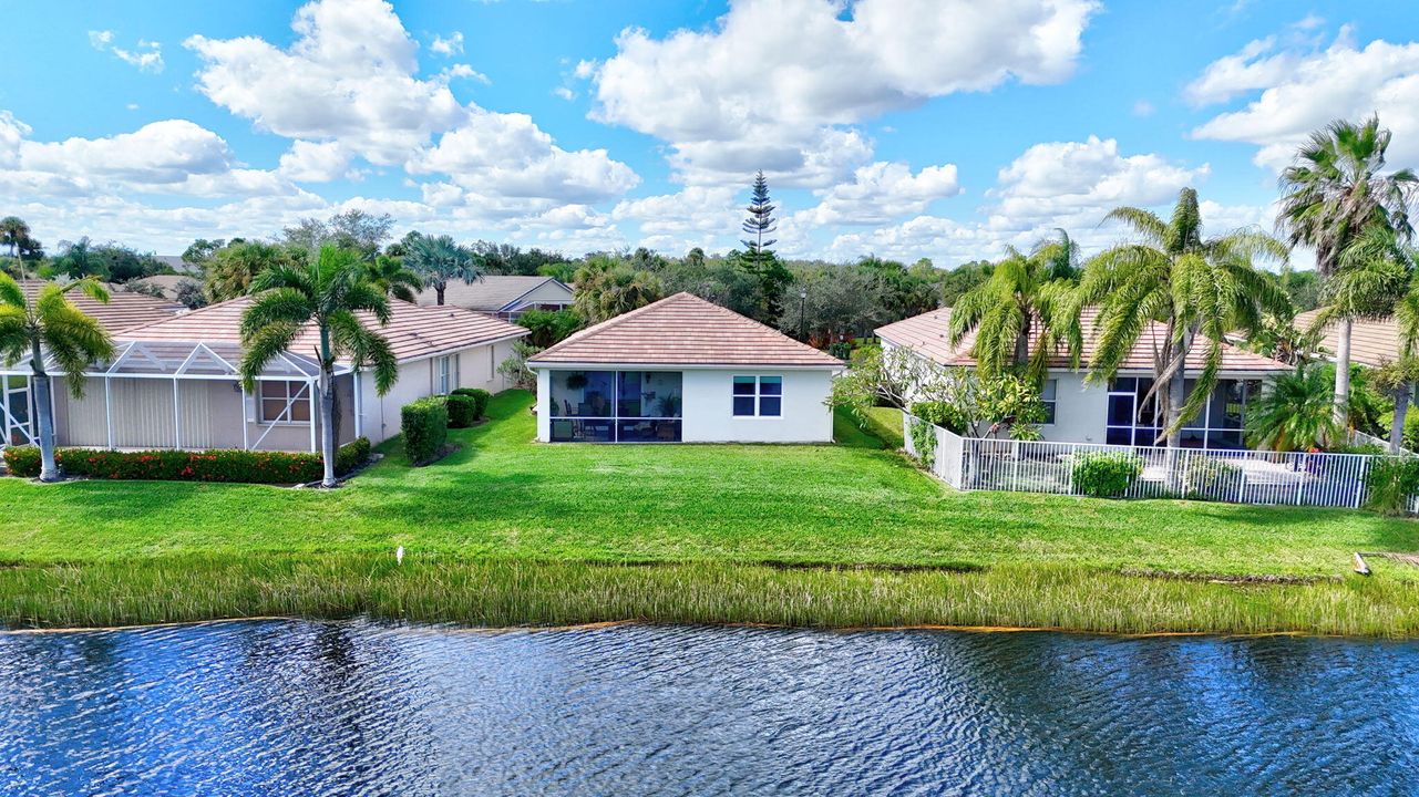 For Sale: $345,000 (3 beds, 2 baths, 1532 Square Feet)