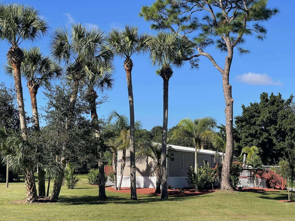 待售: $197,800 (2 贝兹, 2 浴室, 926 平方英尺)