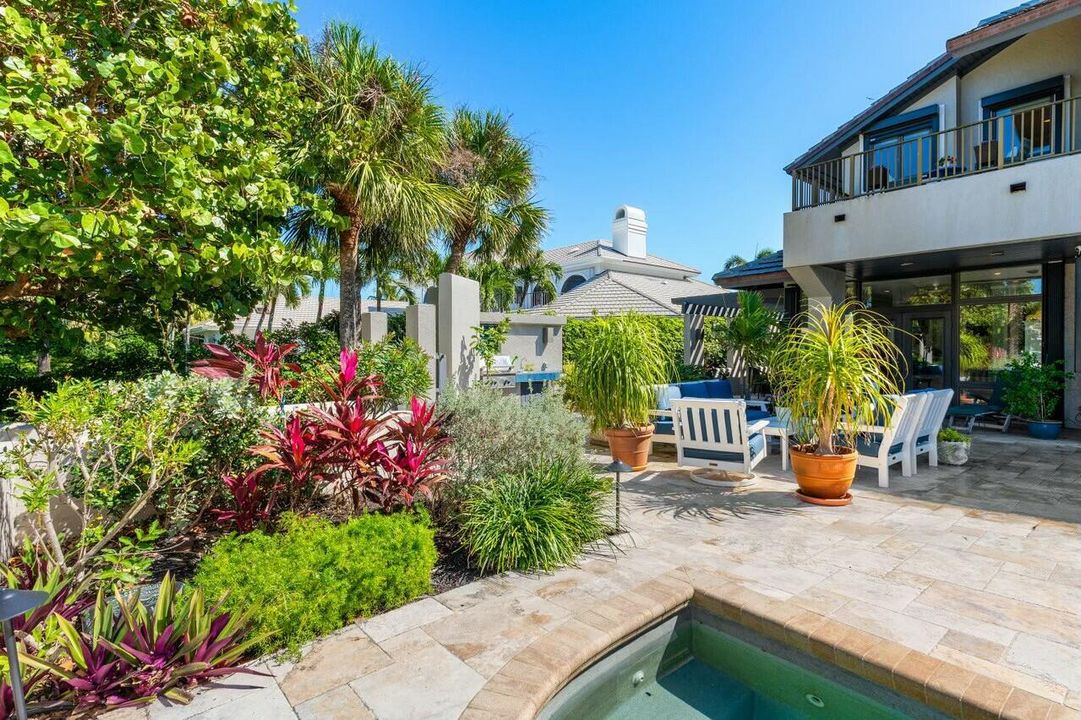 For Sale: $4,695,000 (4 beds, 3 baths, 3976 Square Feet)