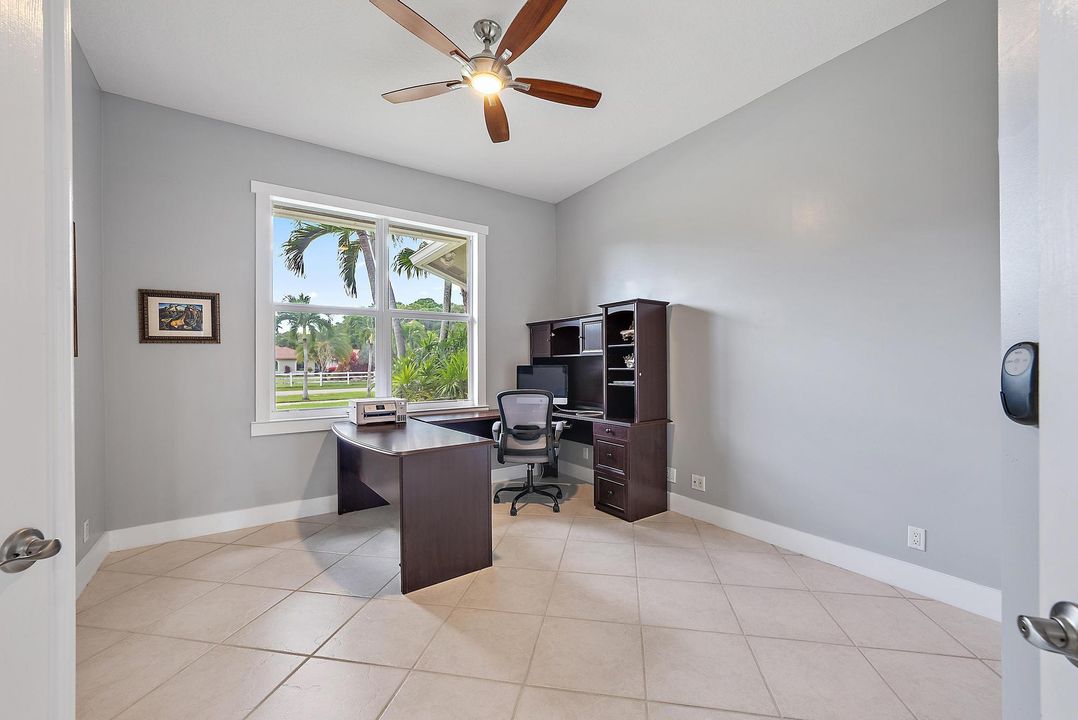 Active With Contract: $899,900 (4 beds, 3 baths, 3296 Square Feet)