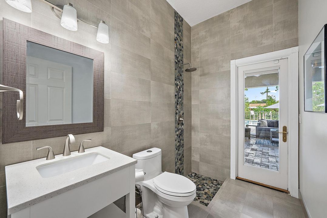 Active With Contract: $899,900 (4 beds, 3 baths, 3296 Square Feet)