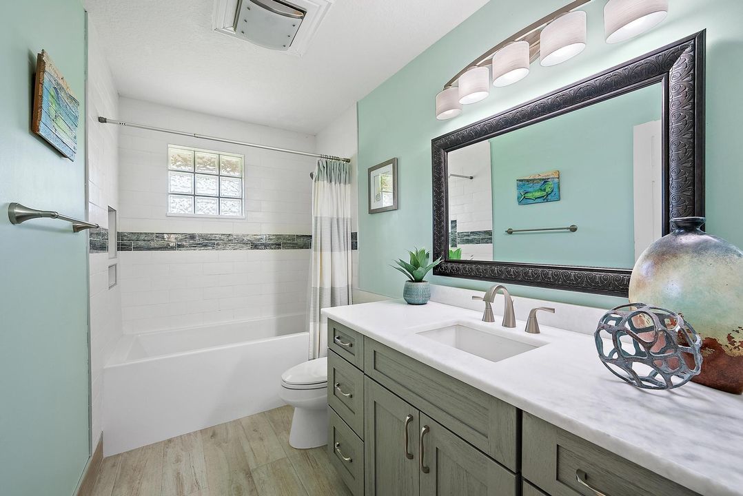 Active With Contract: $899,900 (4 beds, 3 baths, 3296 Square Feet)