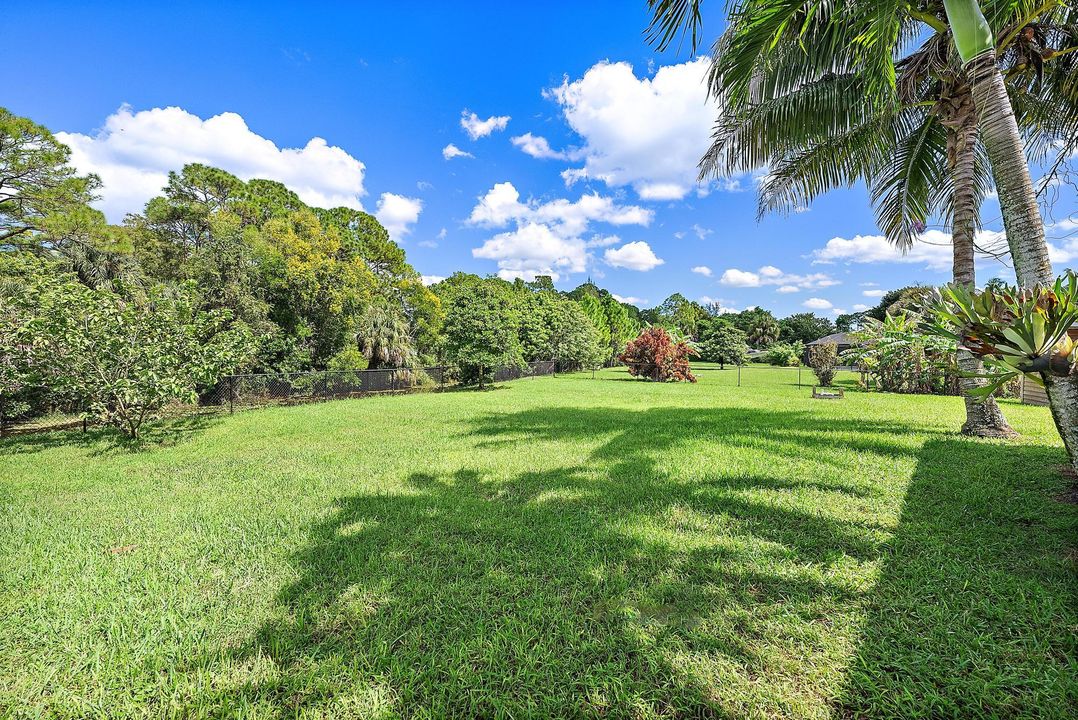 Active With Contract: $899,900 (4 beds, 3 baths, 3296 Square Feet)