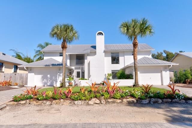 出租: $13,000 (3 贝兹, 3 浴室, 1928 平方英尺)