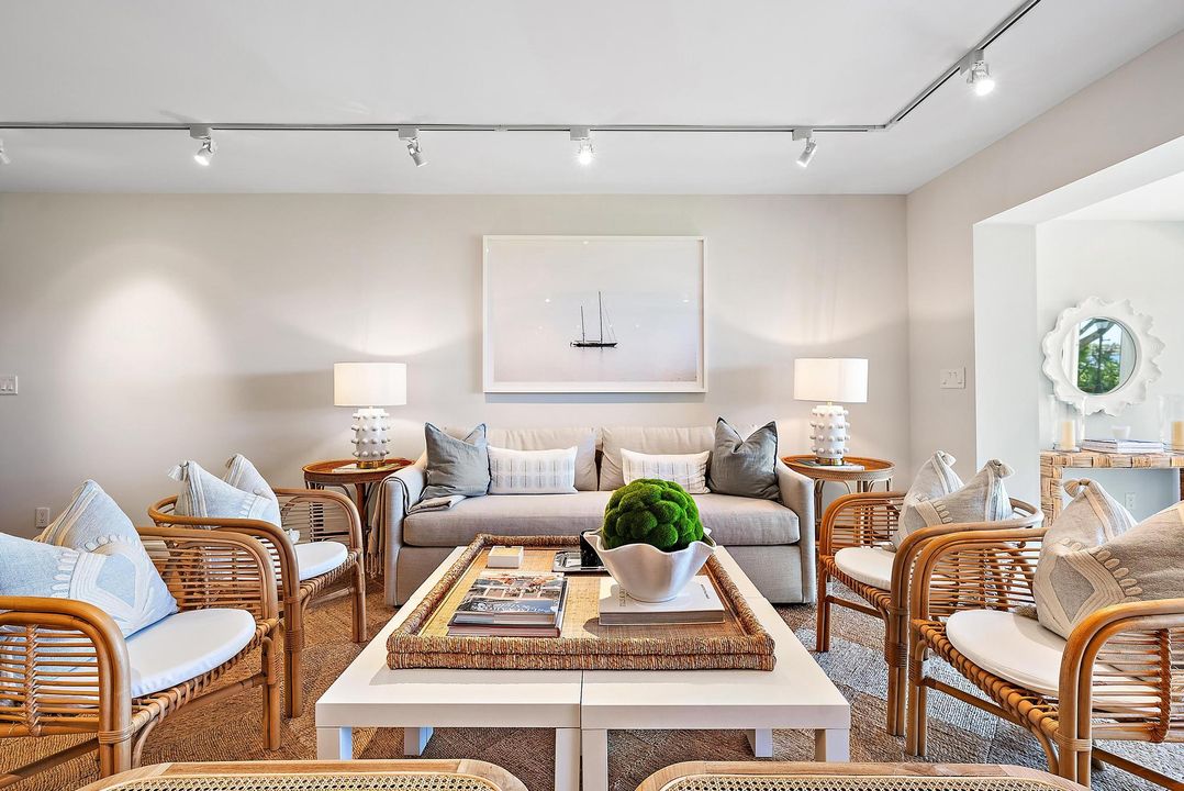 待售: $2,250,000 (2 贝兹, 2 浴室, 1260 平方英尺)