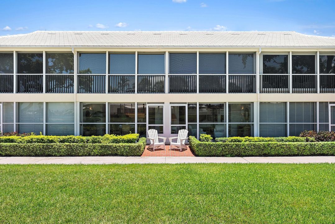 待售: $2,250,000 (2 贝兹, 2 浴室, 1260 平方英尺)