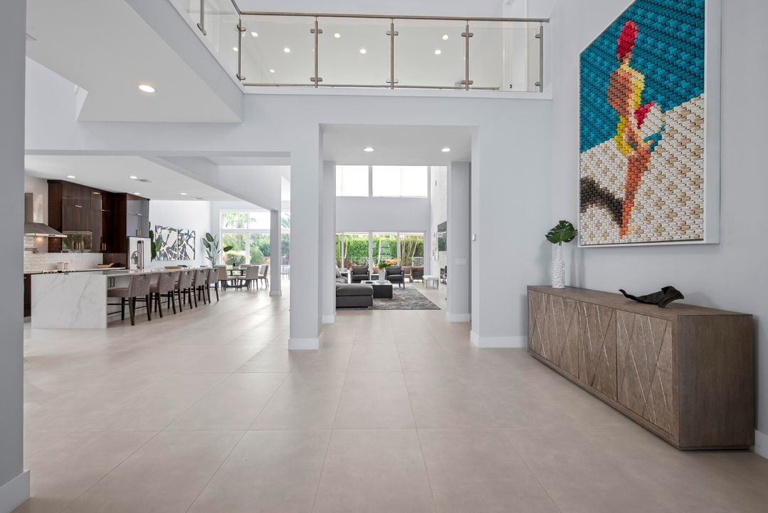 For Rent: $25,000 (5 beds, 6 baths, 4242 Square Feet)