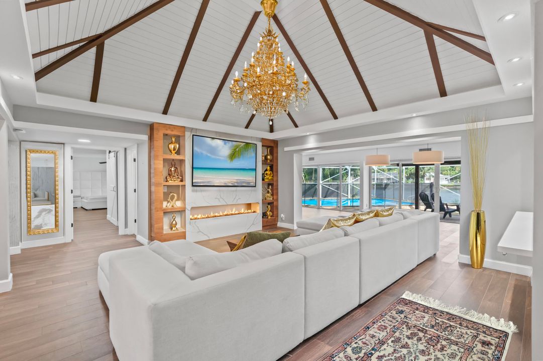 For Sale: $1,190,000 (5 beds, 3 baths, 3210 Square Feet)