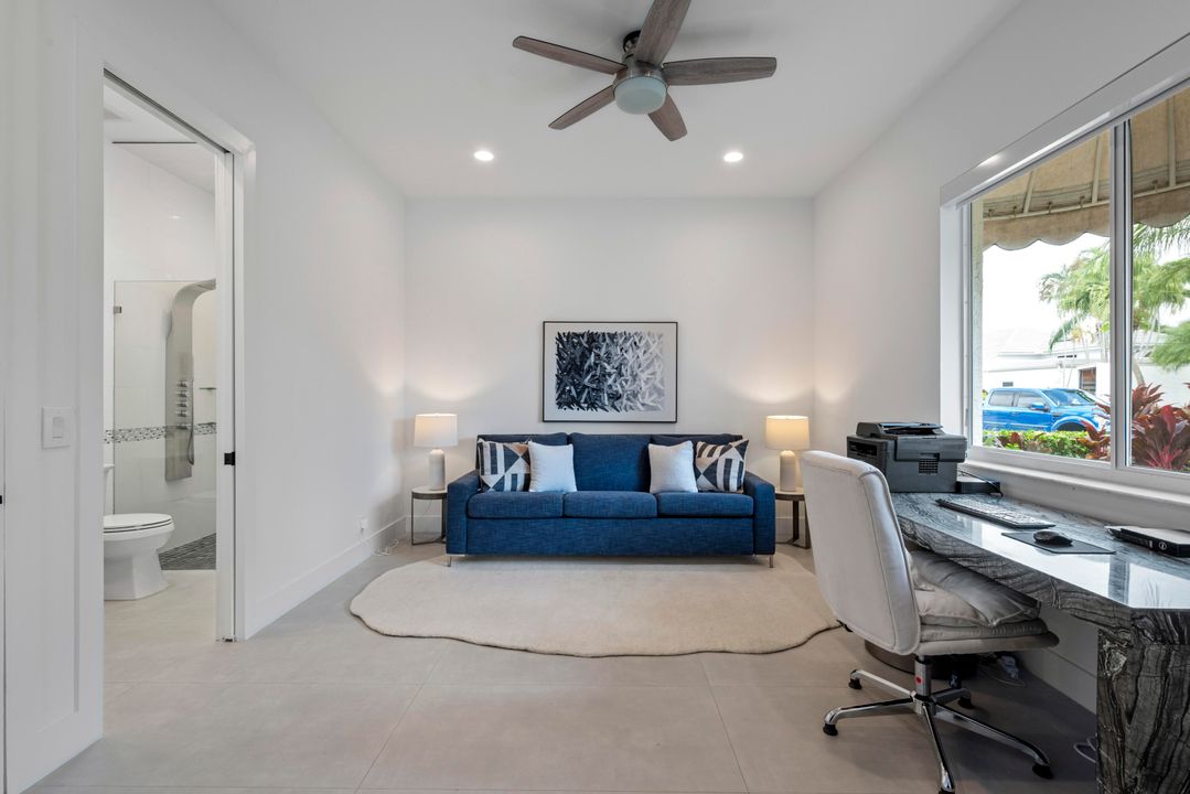 For Rent: $25,000 (5 beds, 6 baths, 4242 Square Feet)