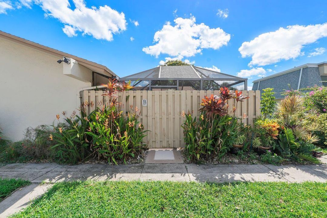 Activo con contrato: $259,900 (2 camas, 2 baños, 1188 Pies cuadrados)