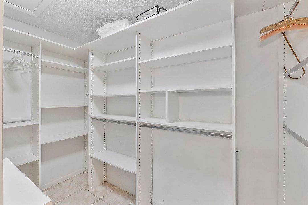 Activo con contrato: $259,900 (2 camas, 2 baños, 1188 Pies cuadrados)