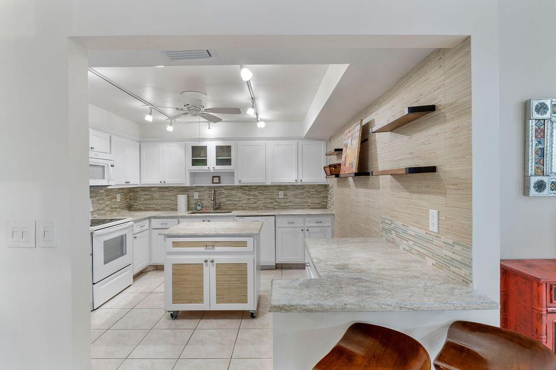 Activo con contrato: $259,900 (2 camas, 2 baños, 1188 Pies cuadrados)