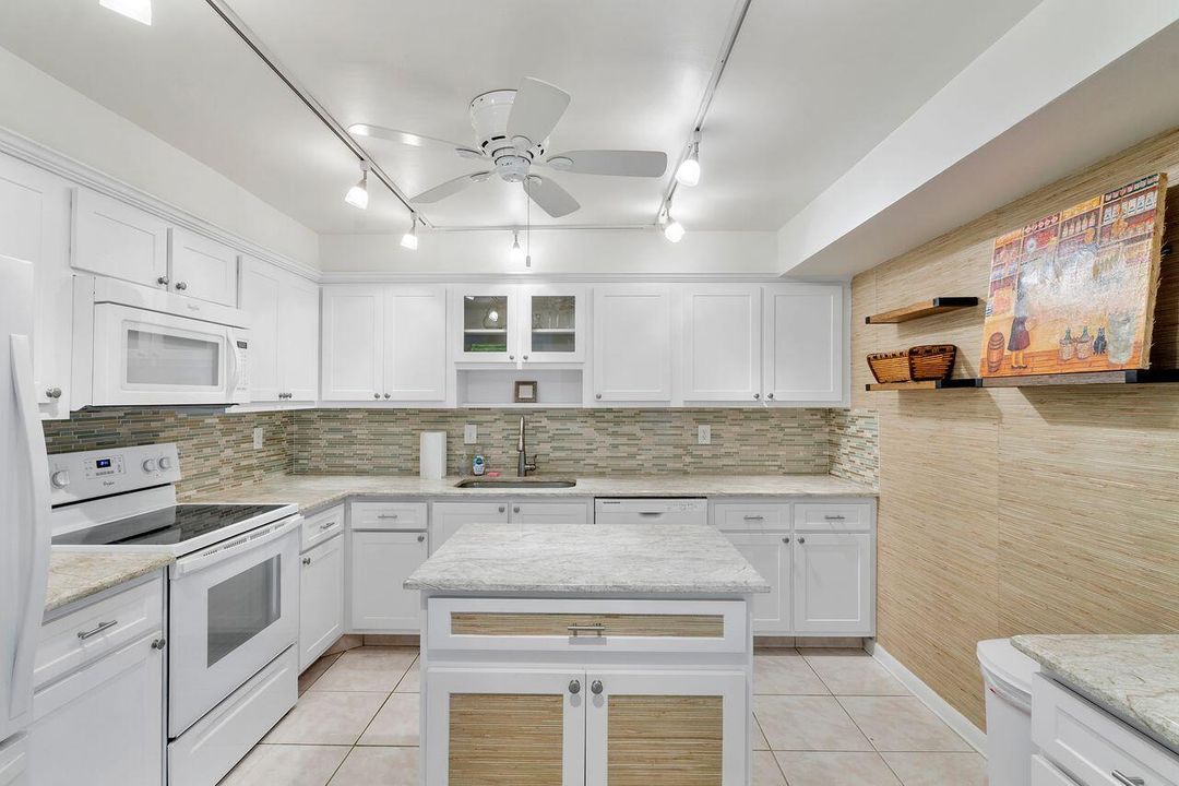 Activo con contrato: $259,900 (2 camas, 2 baños, 1188 Pies cuadrados)