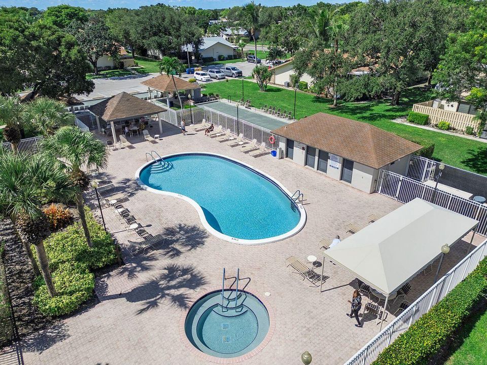 Activo con contrato: $259,900 (2 camas, 2 baños, 1188 Pies cuadrados)